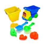 Set Playa camión, balde (10x9cm), 2 palas, 4 moldes en red 8 pcs